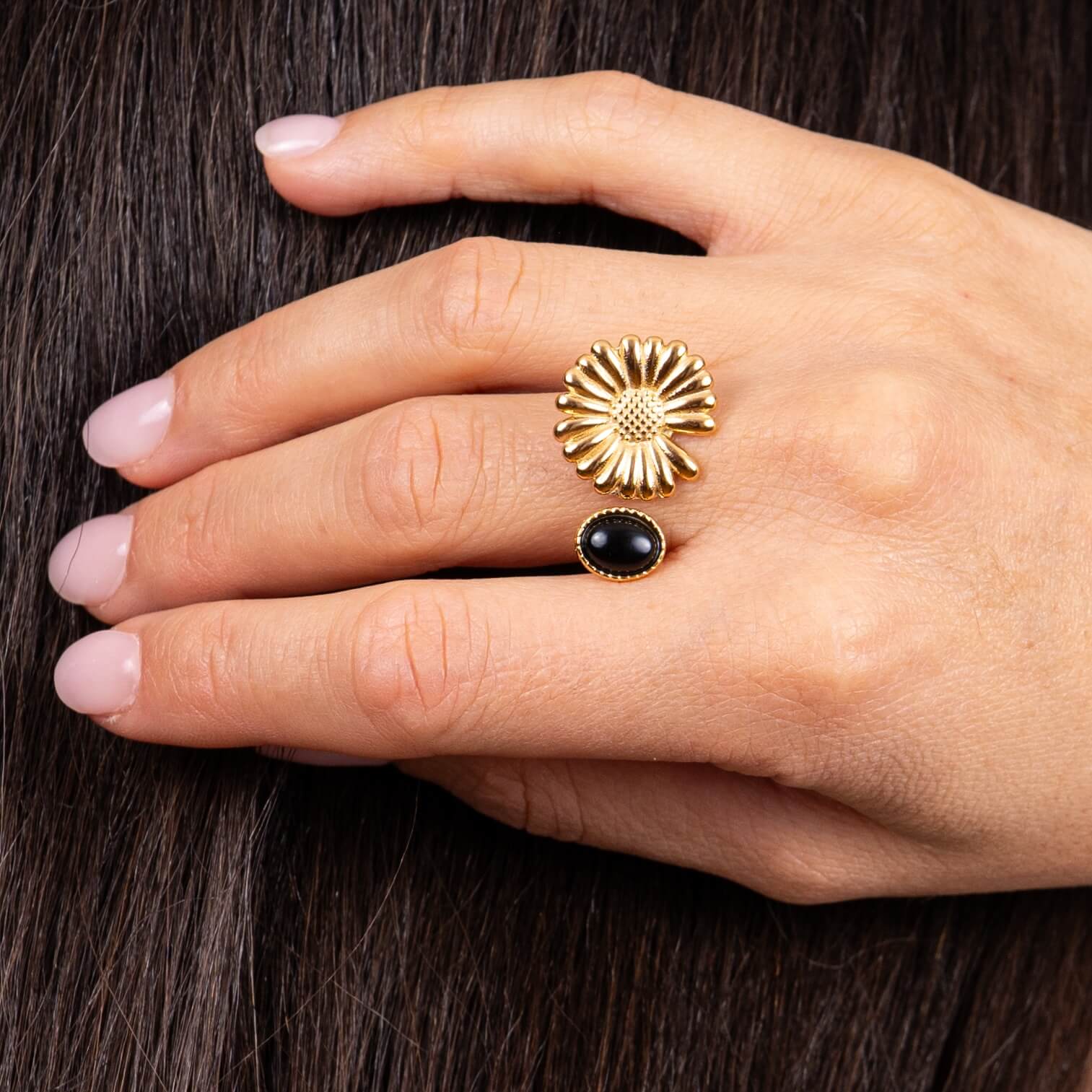 Bague ouverte fleur et cabochon noir Pippa | Acier inoxydable