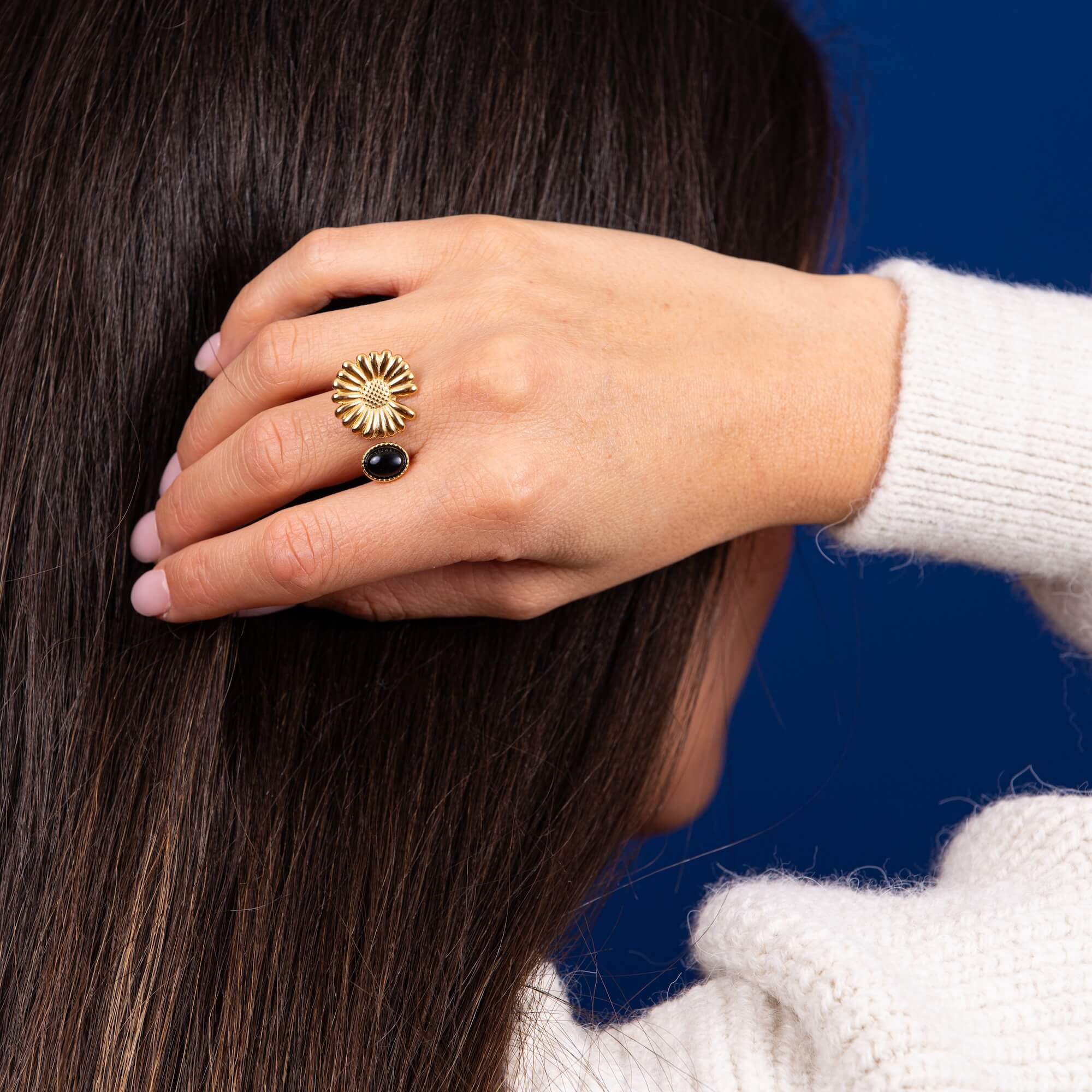 Bague ouverte fleur et cabochon noir Pippa | Acier inoxydable