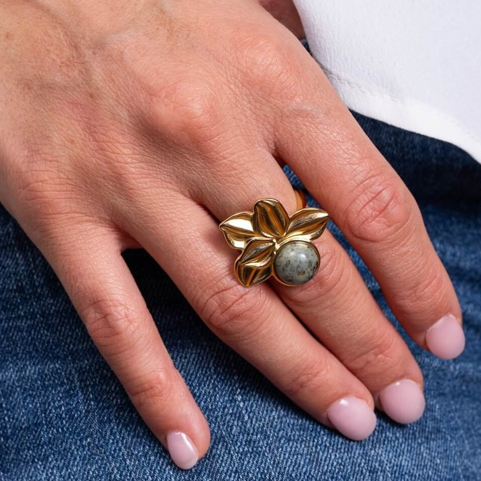 Bague fleur Rachel | Acier inoxydable et résine verte marbré